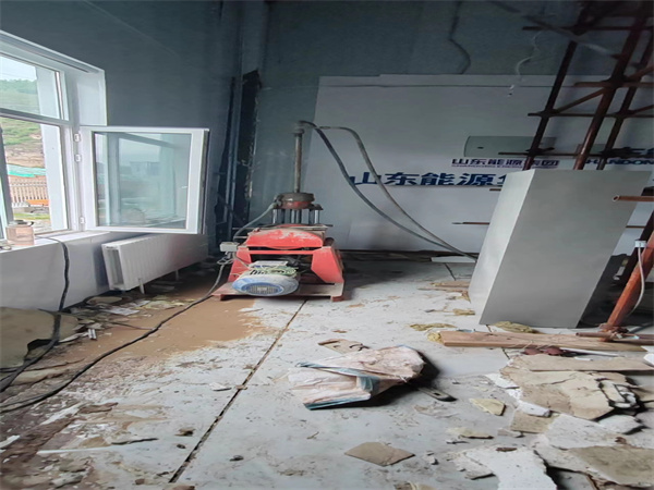 衡南地基基础下沉墙体裂缝加固注浆顶升施工